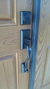 Residential deadbolt lock handle set