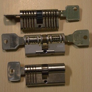 Business locksmith in Cincinnati Commercial lock cylinders for business